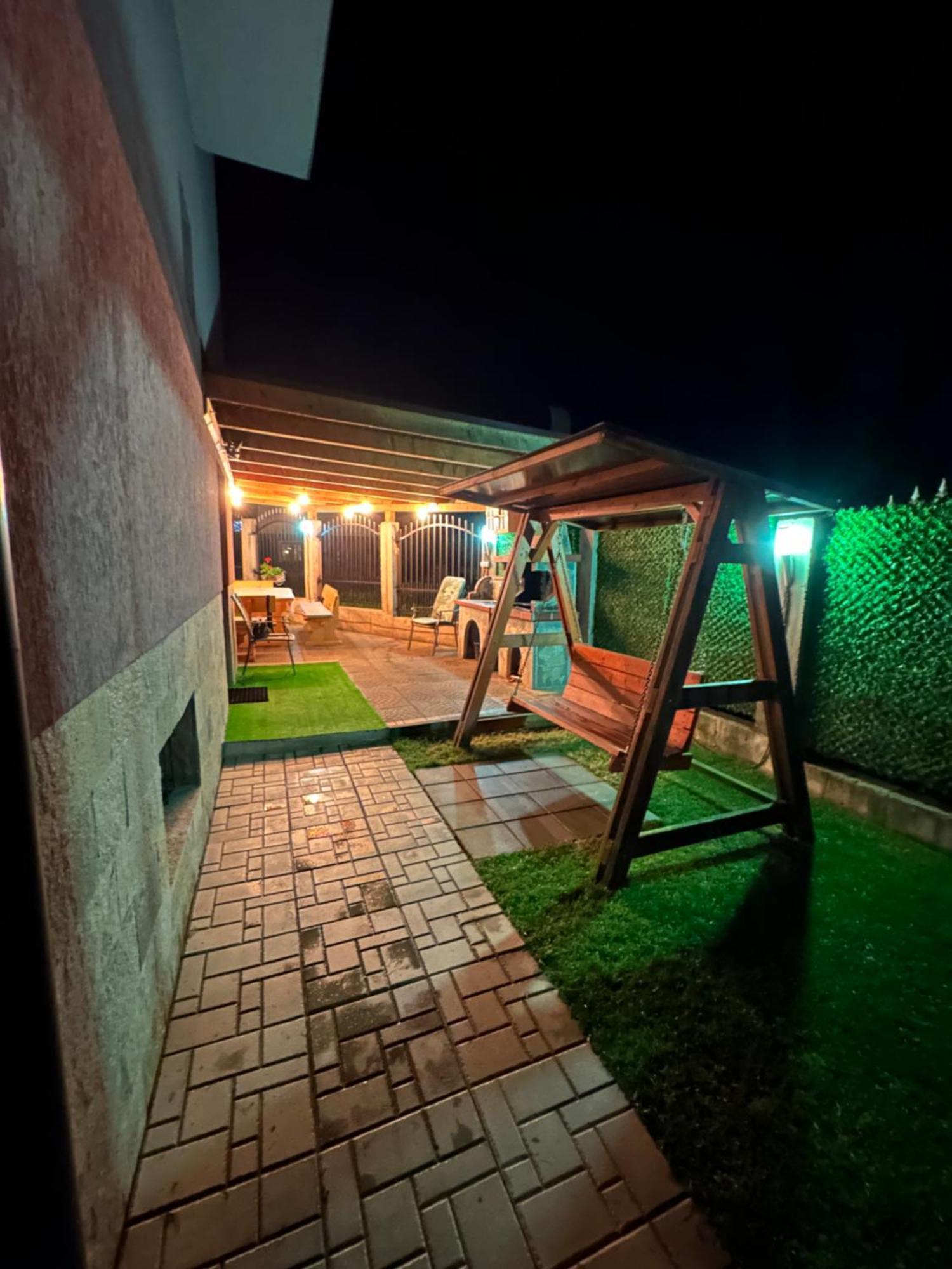 Madzhare Advel Guest Hous酒店 外观 照片