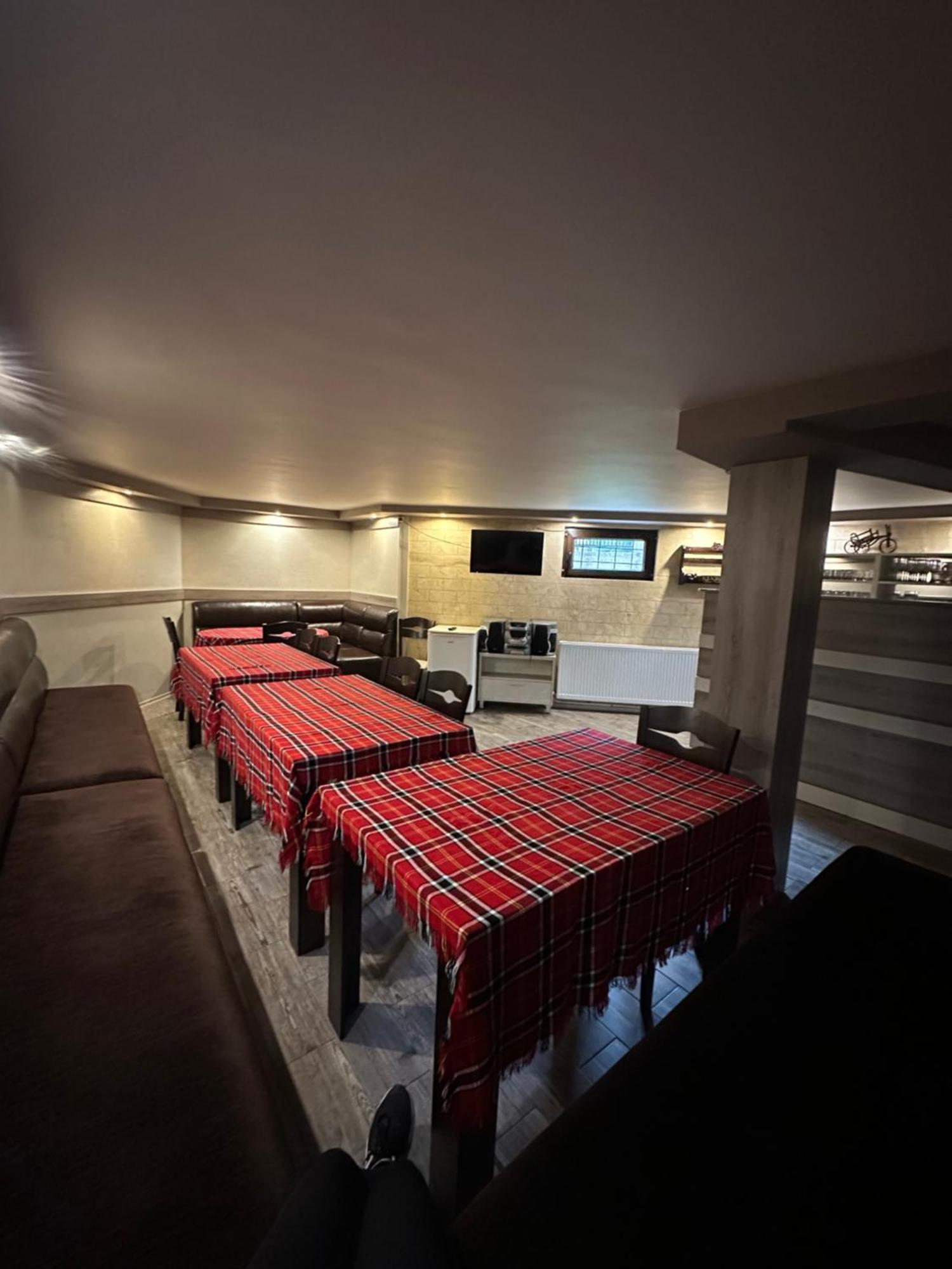 Madzhare Advel Guest Hous酒店 外观 照片