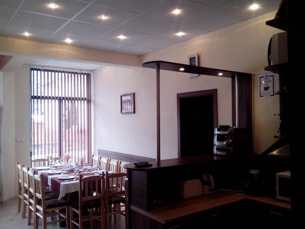 Madzhare Advel Guest Hous酒店 外观 照片